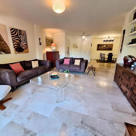Gorgeous 2Br Apt. W/ Mountain View Puerto Banus Marbella Eksteriør billede