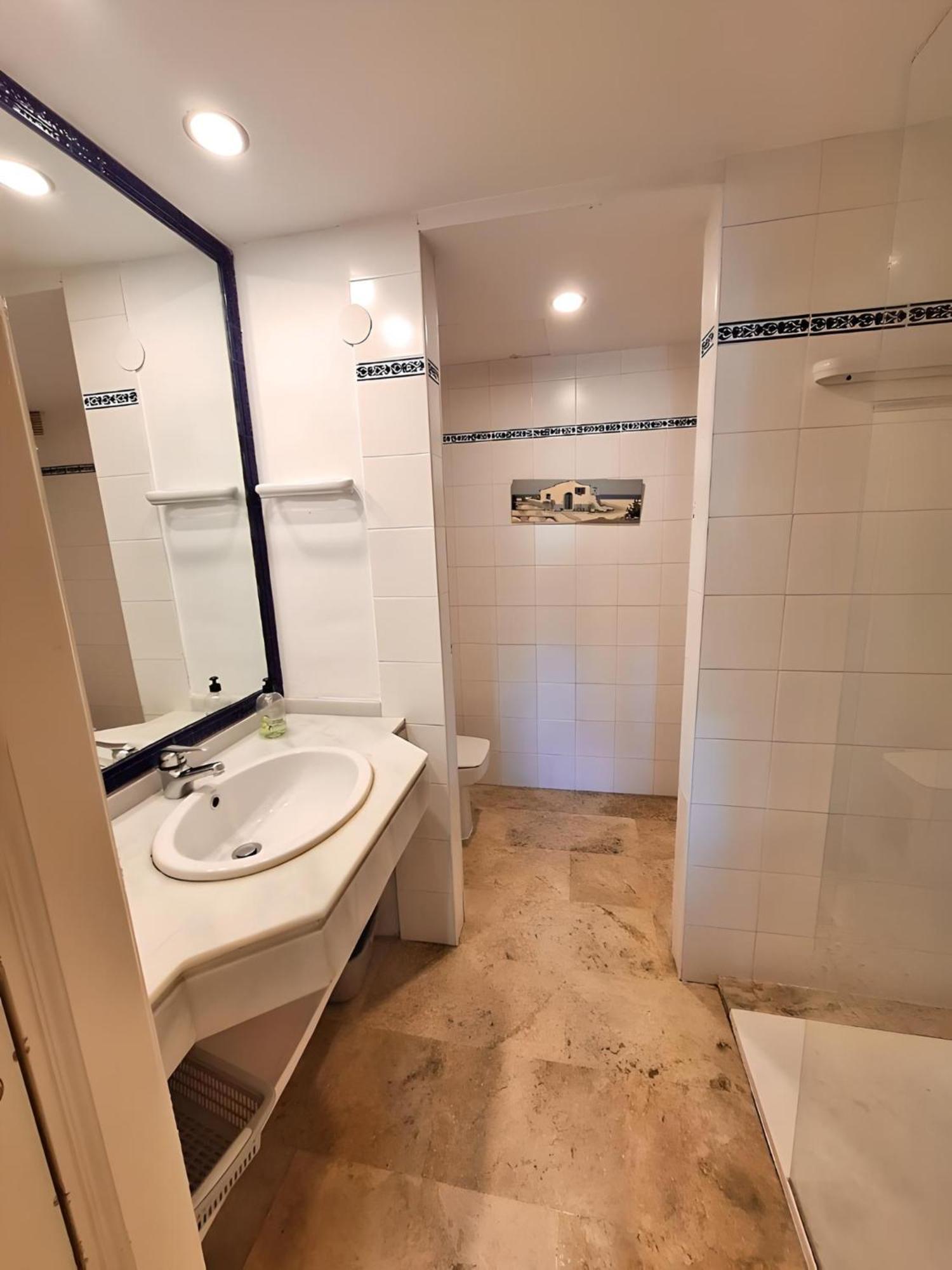Gorgeous 2Br Apt. W/ Mountain View Puerto Banus Marbella Eksteriør billede