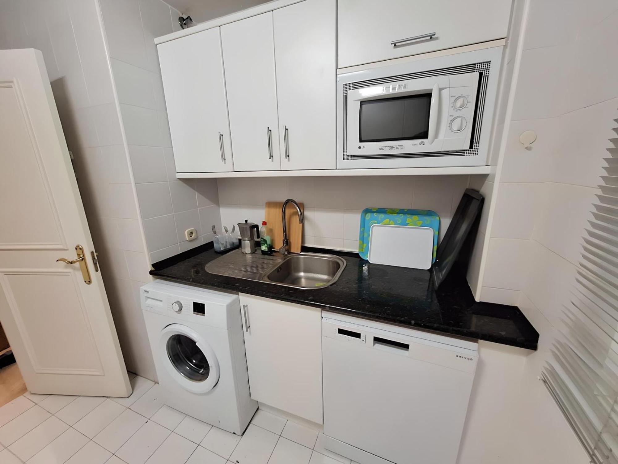 Gorgeous 2Br Apt. W/ Mountain View Puerto Banus Marbella Eksteriør billede