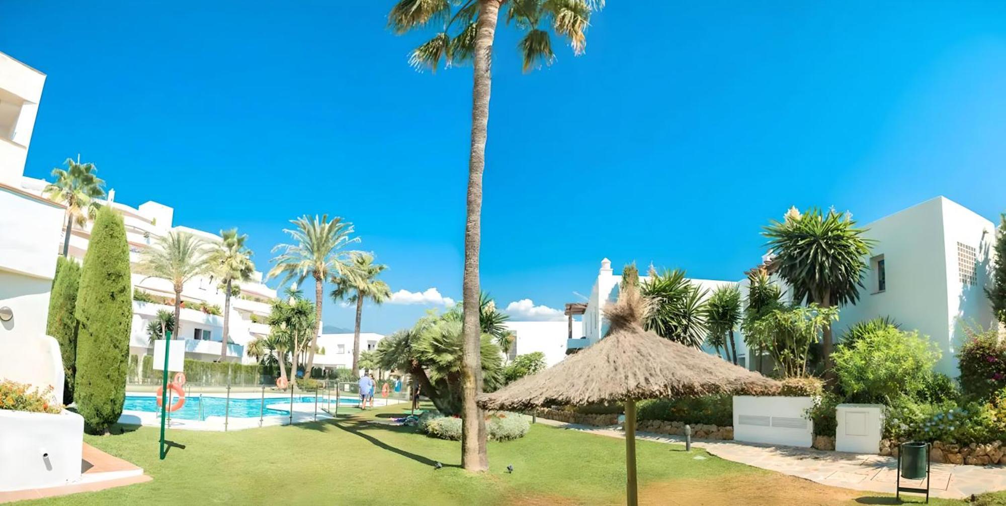 Gorgeous 2Br Apt. W/ Mountain View Puerto Banus Marbella Eksteriør billede